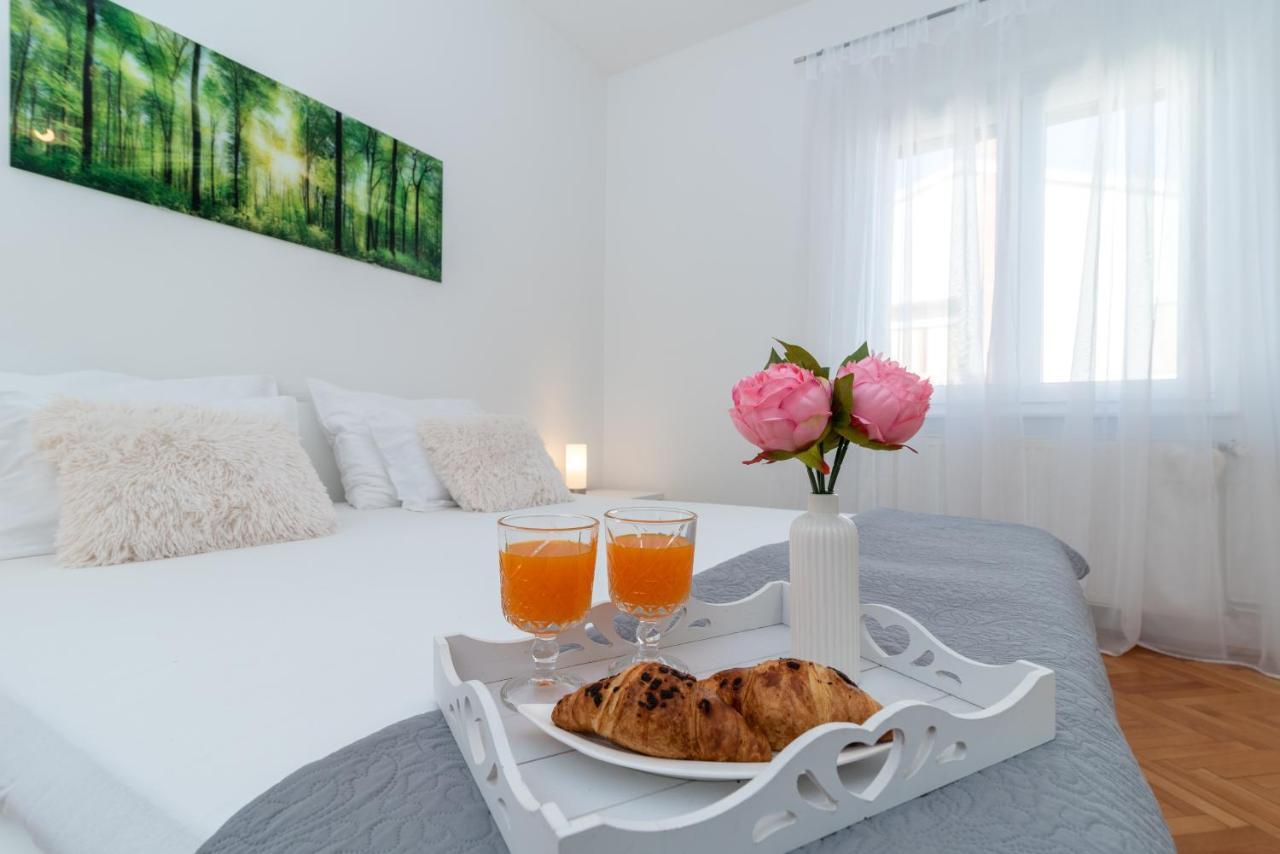 Apartman Tragos Trogir Buitenkant foto